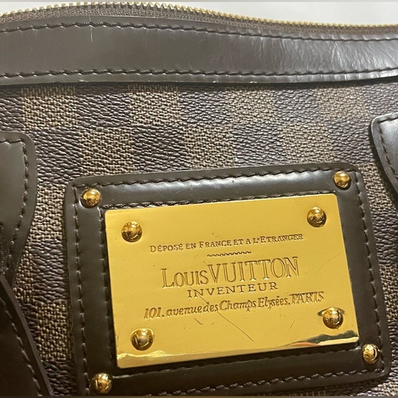 Louis Vuitton Damier Ebene Berkeley Bag - Picture 7 of 16